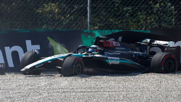 AUTODROMO NAZIONALE MONZA, ITALY - AUGUST 30: Andrea Kimi Antonelli, Mercedes F1 W15, crashes out in FP1 during the Italian GP at Autodromo Nazionale Monza on Friday August 30, 2024 in Monza, Italy. (Photo by Zak Mauger / LAT Images)